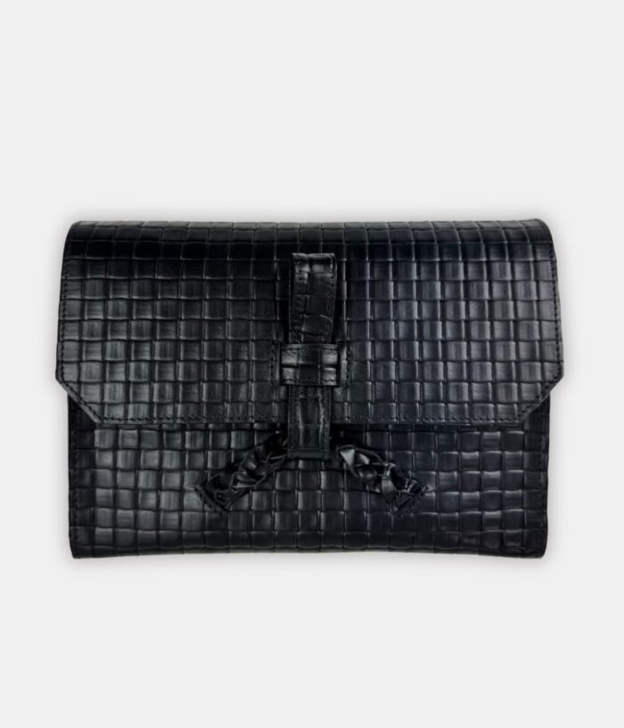 Czarna kopertówka Chianti